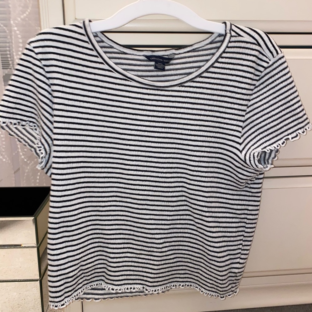 American Eagle black&white striped tee